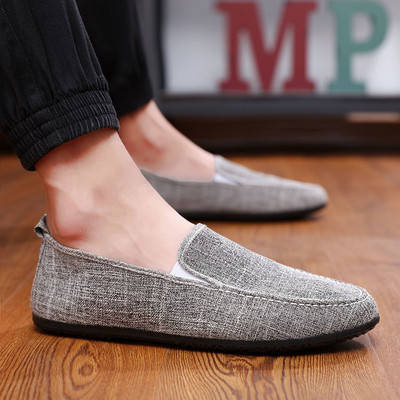 Άνετα ανδρικά μοκασίνια σε διαφορετικά μοτίβα και χρώματα