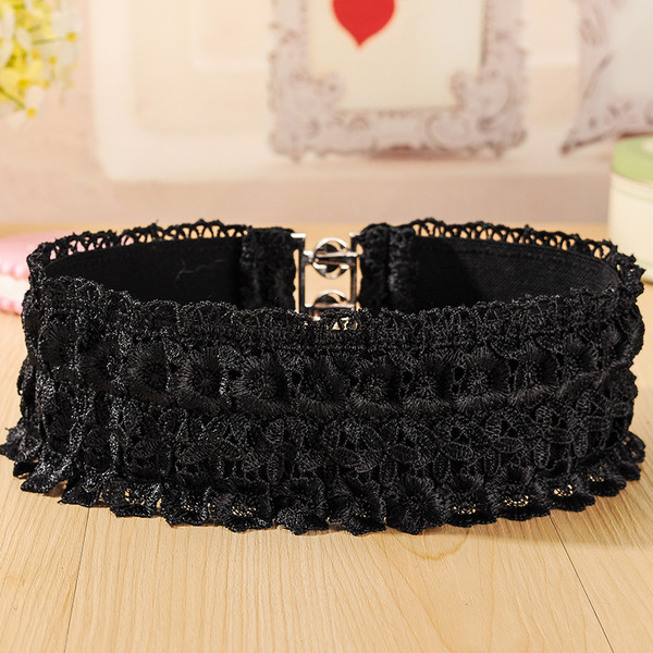 Curea elastica eleganta de dama cu dantela in trei culori
