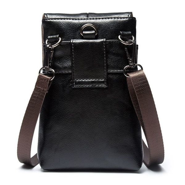 Μικρή ορθογώνιαανδρική δερμάτινη τσάντα σε μαύρο χρώμα