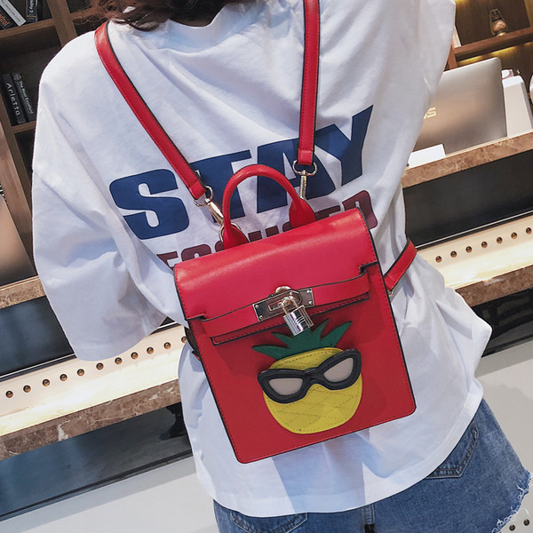 Rucsac de dama din piele ecologica cu decor 3D in trei culori