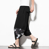 Pantaloni scurti controversați pentru bărbați cu buzunare