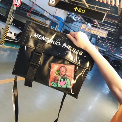 Geantă de umăr cu inscripție și aplicație potrivită pentru femei și bărbați