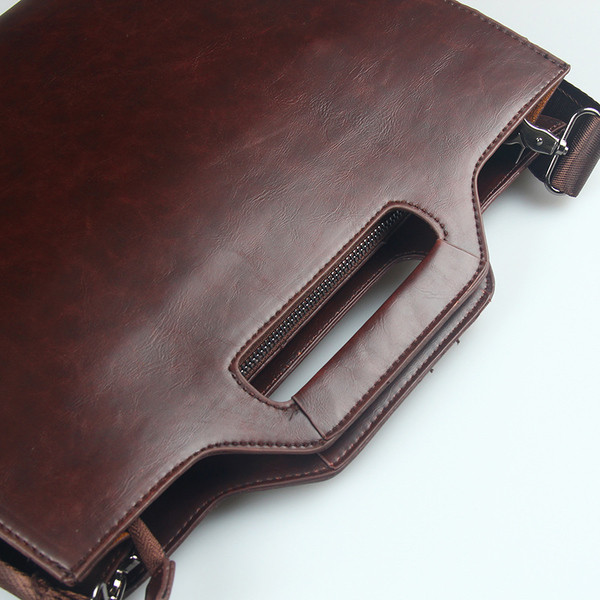 Geanta business eleganta pentru barbati de culoare maro