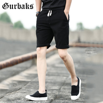 Pantaloni scurți stilați pentru bărbați, cu cravate