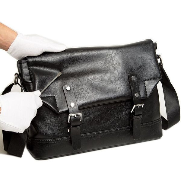 Geantă casual neagră pentru bărbați din piele ecologică