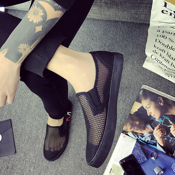 Ανδρικά μοκασίνια σε μαύρο και άσπρο χρώμα