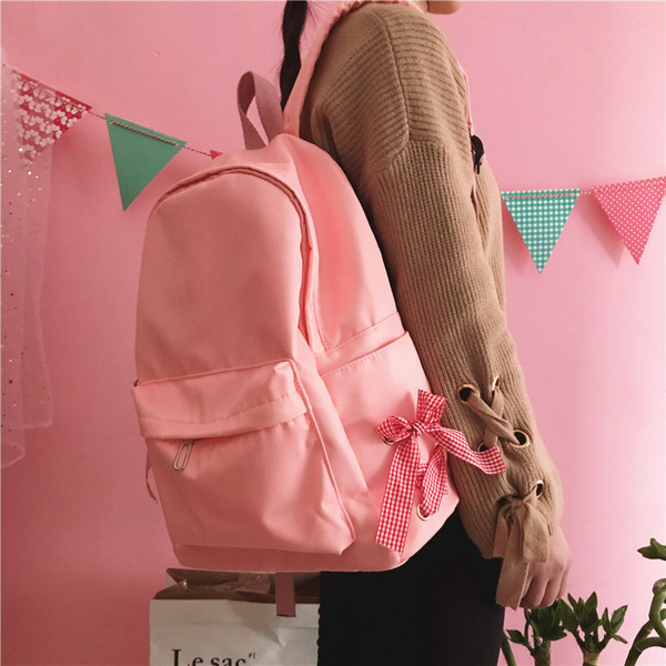 Rucsac de damă de zi cu zi cu o panglică decorativă în roz și negru