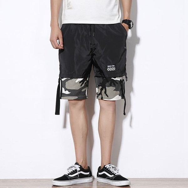 Σύντομο σορτς άνοιξης-καλοκαιριού