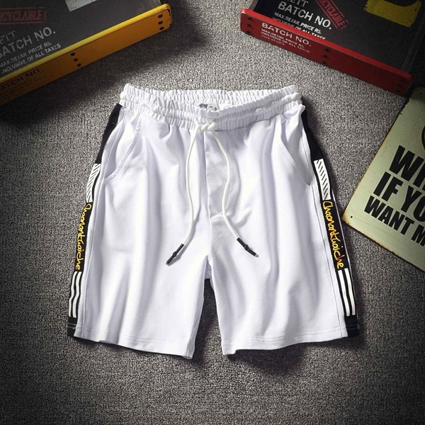 Καλοκαιρινά σύντομα σορτς σε δύο χρώματα