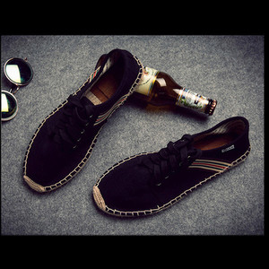 Mocasini moderni pentru bărbați cu șireturi în negru, bleumarin și bej