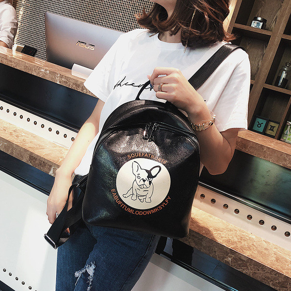 Rucsac de damă din piele ecologică cu aplicație și inscripție în trei culori