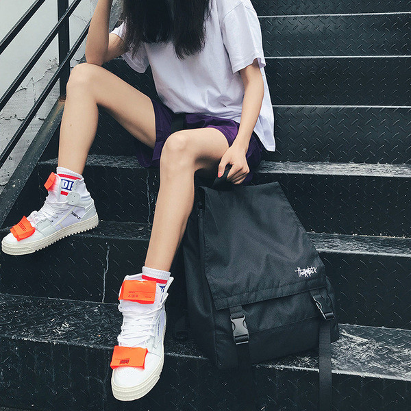 Άνετο και ελαφρύ ανδρικό σακίδιο σε πέντε χρώματα