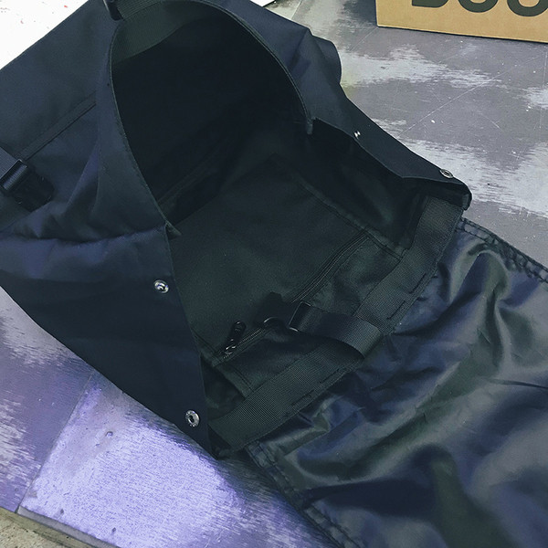 Άνετο και ελαφρύ ανδρικό σακίδιο σε πέντε χρώματα