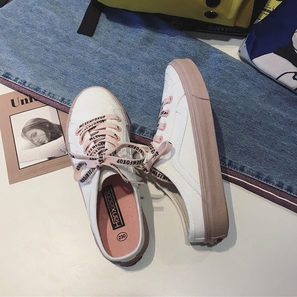 Mocasini moderni de dama cu sireturi in doua culori