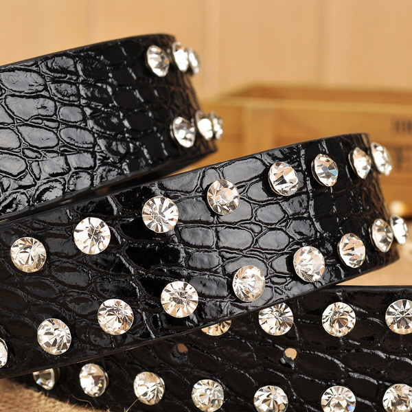 Curea moderna de dama cu model leopard cu pietre decorative