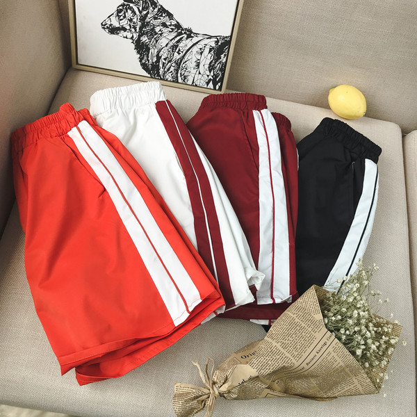 Pantaloni scurti sport casual cu elastic in mai multe culori