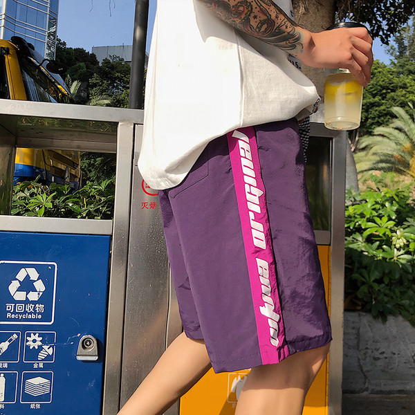 Pantaloni scurti de vara in mai multe culori potriviti pentru plaja