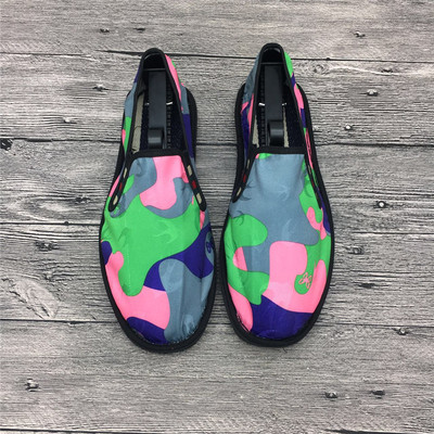 Mocasini unisex de camuflaj în diferite culori