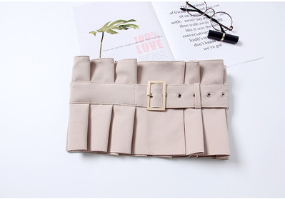 Cureaua de dama curata in mai multe culori