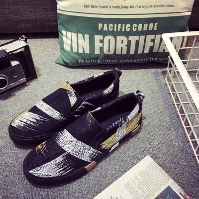 Mocasini moderni pentru barbati cu modele in trei culori