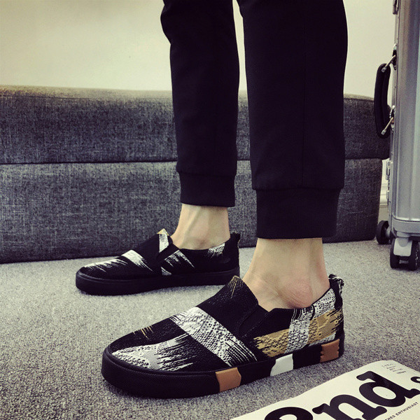 Mocasini moderni pentru barbati cu modele in trei culori