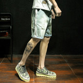 Pantaloni scurți din denim cu margine albă în lateral