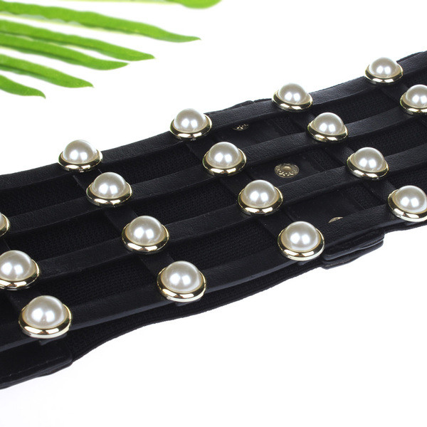 Cureaua larga dama cu perle decorative