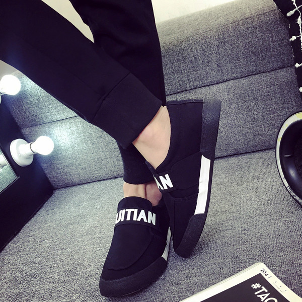 Mocasini pentru bărbați cu inscripție în negru și albastru închis