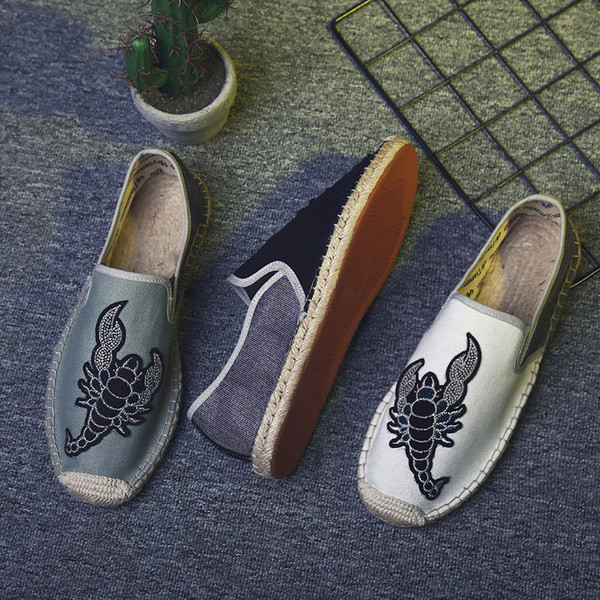 Ανδρικά μοκασίνια με επιγραφή  - σκορπιός σε τρία χρώματα