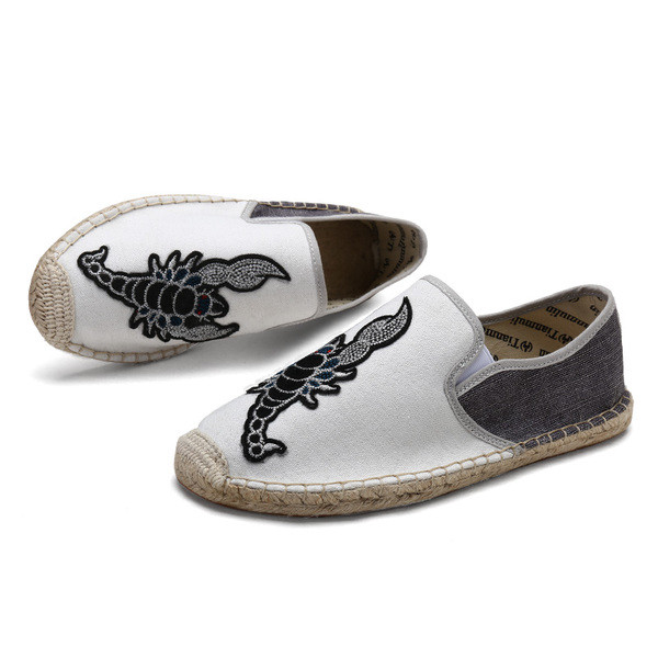 Ανδρικά μοκασίνια με επιγραφή  - σκορπιός σε τρία χρώματα