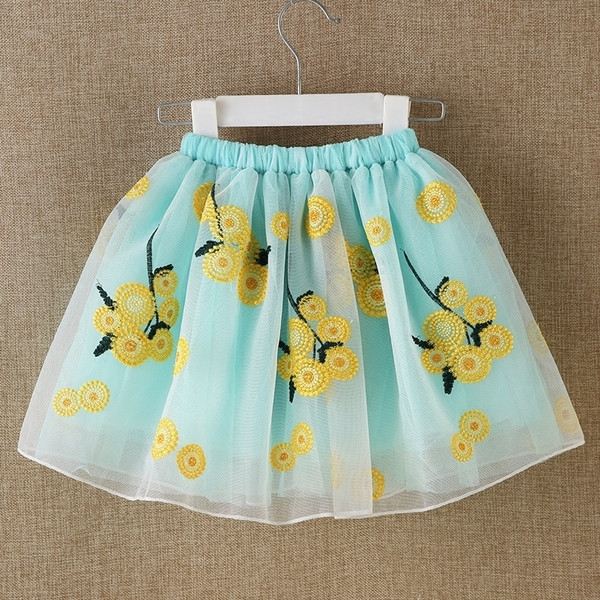 Fusta eterica moderna pentru copii cu broderie in patru culori