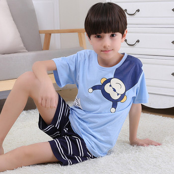 Детска пижама за момчета с къс ръкав и къси панталони в няколко цвята