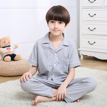 Удобна детска памучна пижама с къс ръкав риза и дълги панталони в пет цвята