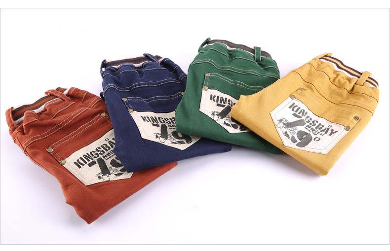 Blugi casual pentru copii cu inscripție