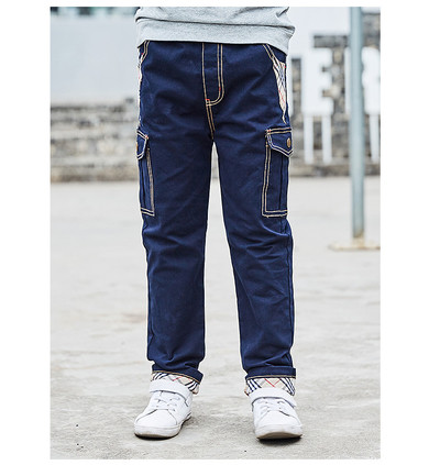 Pantaloni pentru copii in trei culori cu buzunare laterale