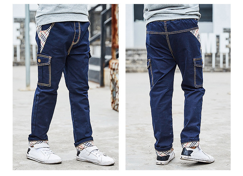 Pantaloni pentru copii in trei culori cu buzunare laterale