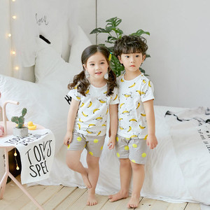 Παιδική πιτζάμα κατάλληλη για κορίτσια και αγόρια σε διάφορα χρώματα