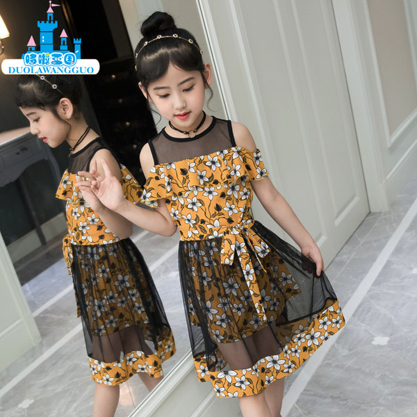 Rochie moderna pentru copii cu motive florale si tul in doua culori