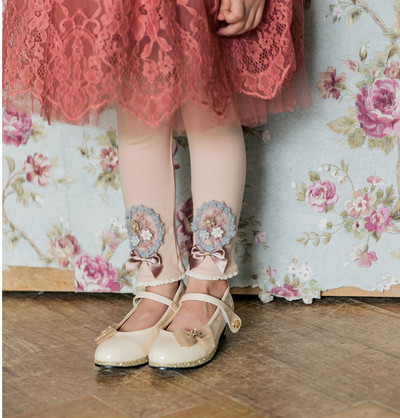 Παιδικό μοντέρνο κολάν  με 3D διακόσμηση σε διάφορα χρώματα