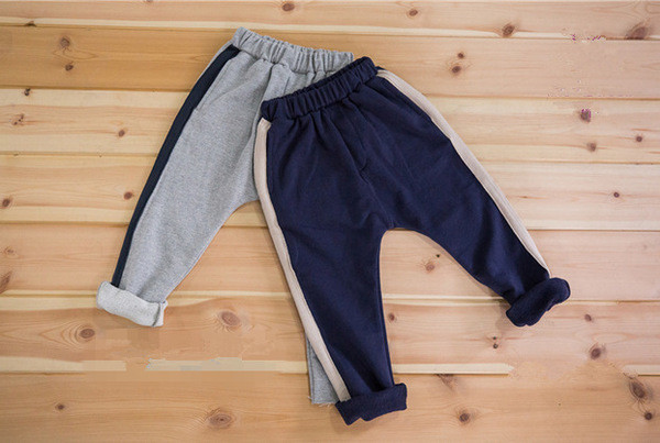 Pantaloni sport pentru copii in doua culori