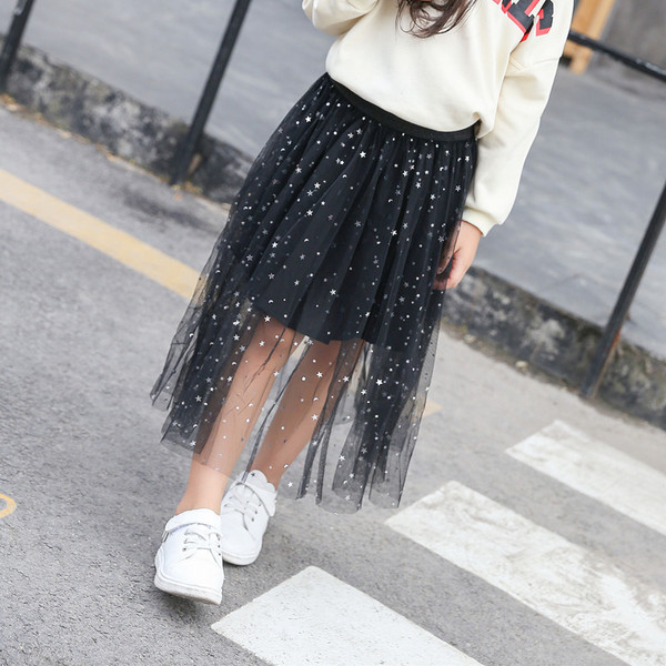 Fusta moderna pentru copii cu tul si broderie alb-negru