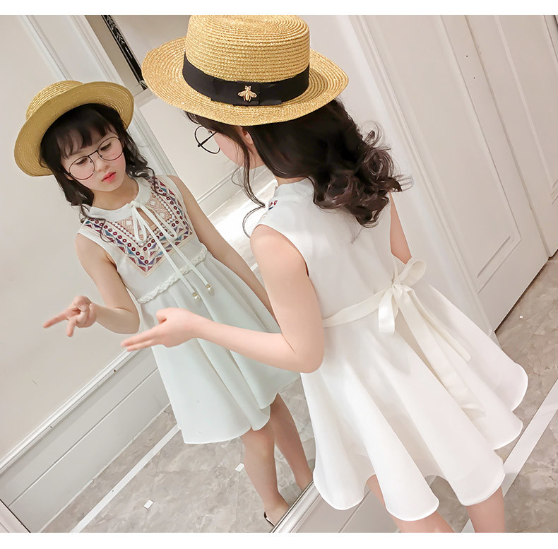 Rochie de copii pentru fete cu motive etnice in doua culori