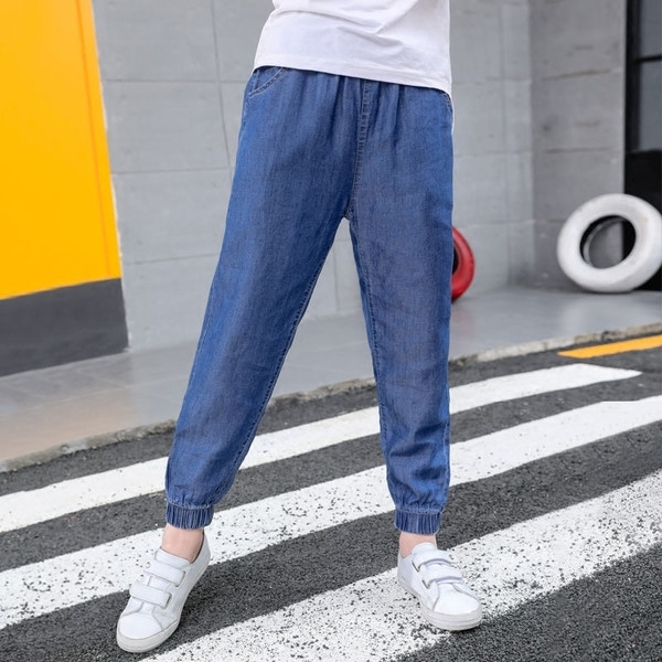 Blugi pentru copii pentru o fată - două modele