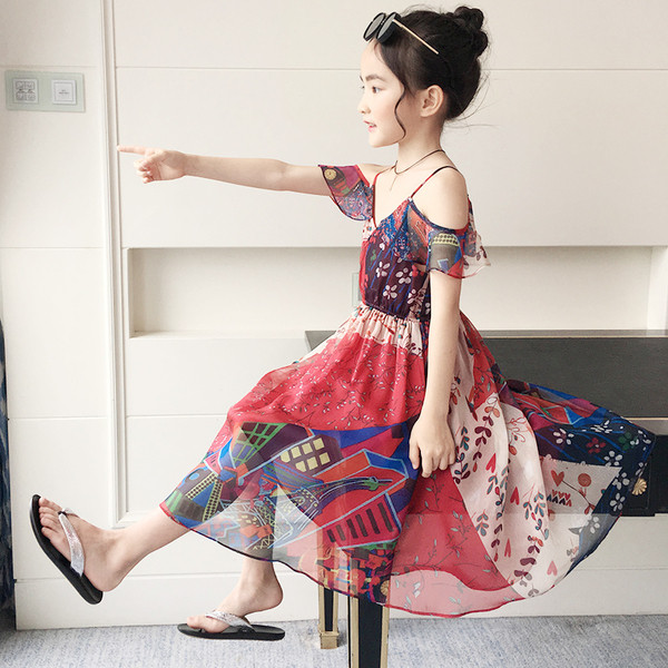 Rochie de vara pentru copii cu aplicatie