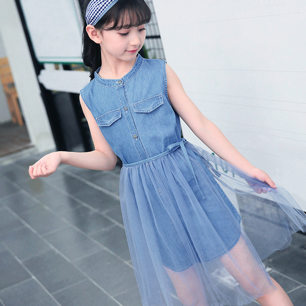 Rochie moderna din denim pentru fete cu tul