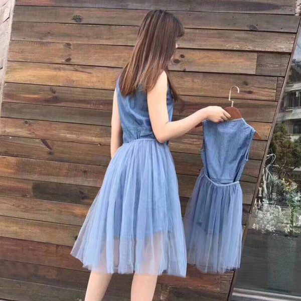 Rochie moderna din denim pentru fete cu tul