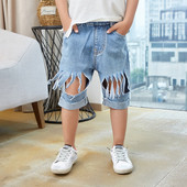 Blugi scurti moderni pentru copii de culoare deschisa