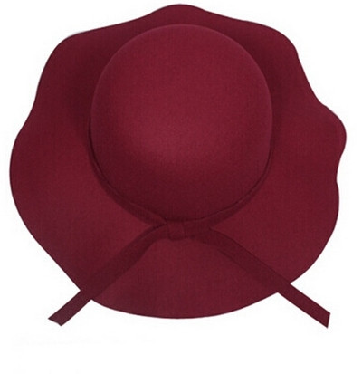 Дамска модерна шапка в различни цветове