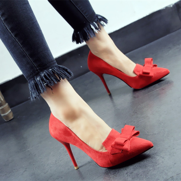 Pantofi moderni de dama din piele intoarsa cu panglica