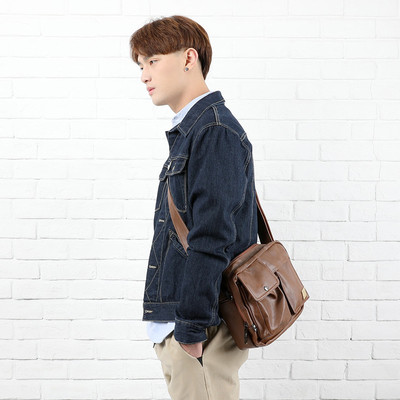 Geanta barbati din piele ecologica cu buzunare frontale in trei culori